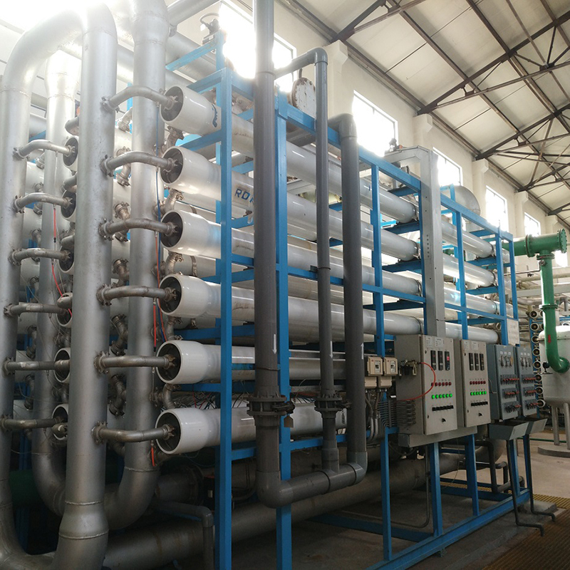 工業(yè)凈水設(shè)備水流變小的原因與解決方法