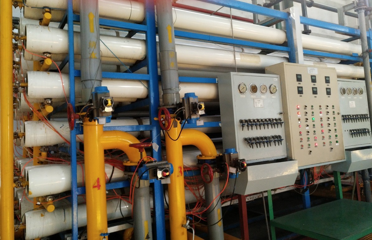 反滲透設備1 (3).jpg
